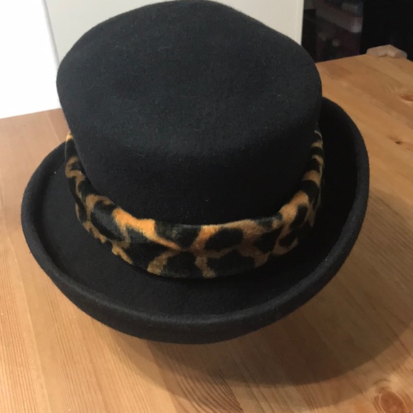 Wool Black Leopard Print Hat early 90’s - Picture 6 of 8